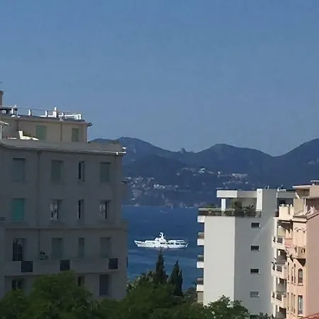 Apartment Les Pins Parasols *