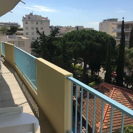Apartment Les Pins Parasols Cannes