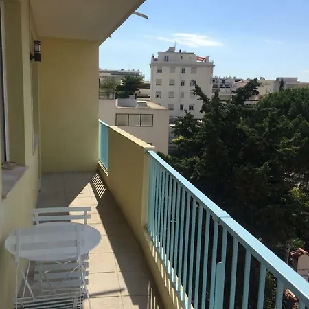 Apartment Les Pins Parasols *