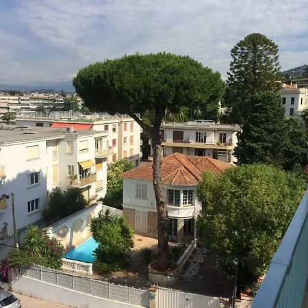 Apartment Les Pins Parasols Cannes